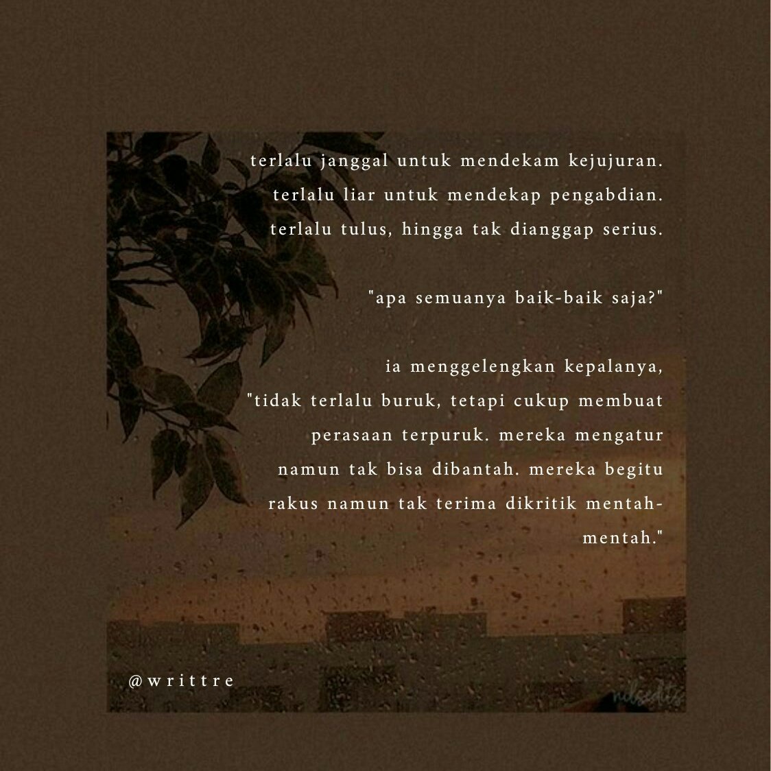 tystrsia's tweet photo. terlalu banyak tragedi akhir-akhir ini. mana bisa tak menangisi tragisnya hidup di negeri sendiri?

#DukaWamena https://t.co/GWbfR4s4J4