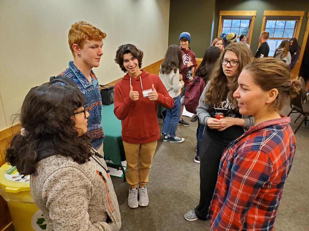 Niles West German tweet media