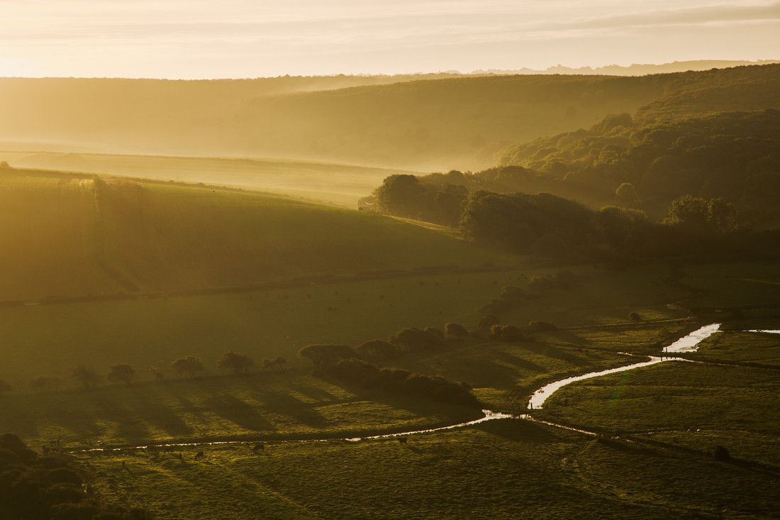 sdnpa's tweet photo. "Autumn is my season, dear. It is, after all, the season of the soul." - Virginia Woolf

📷 Sam Moore/SDNPA
📍 Cuckmere Estuary   

#SouthDowns https://t.co/m7UZlsofUT