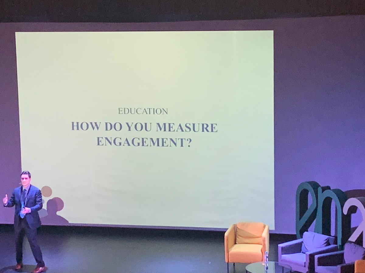 ¿Cómo medimos la participación, cómo sabemos quién está atento? … siempre por el contacto visual #enap19