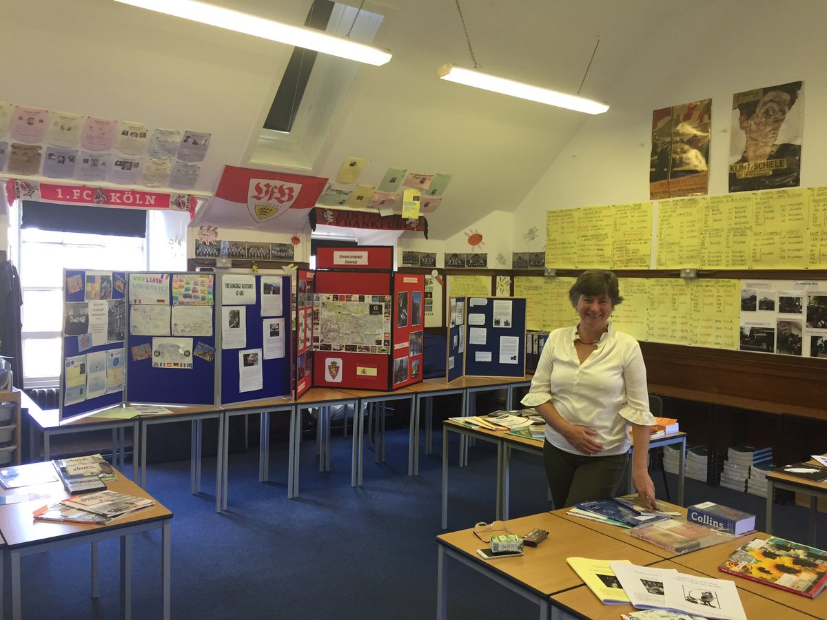 Ms Murphy modelling the department for Open Morning! Come and see us to find out about languages at #heriots