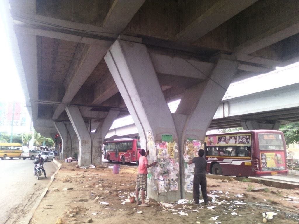 BBMPSWMSplComm's tweet photo. "ಬದಲಾವಣೆ ಜಗದ ನಿಯಮ;
ಈ ಬದಲಾವಣೆಯು ಶುಚಿತ್ವದೊಂದಿಗೆ ಆಗಲಿ ಸಮಾಗಮ;
ನಿಮ್ಮ ಪರಿಸರದೊಂದಿಗೆ ಅಂಕುರವಾಗಲಿ ಪ್ರೇಮ;
ನಮ್ಮಿಂದಲೇ ಮೊದಲಾಗಲಿ ಸ್ವಚ್ಛಂದ ಭವಿಷ್ಯದ ಉಗಮ." #BBMP #BBMPCOM #SWM https://t.co/eSAqjtWyoE