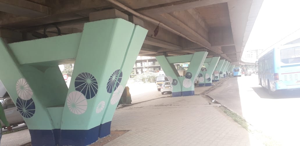 "ಬದಲಾವಣೆ ಜಗದ ನಿಯಮ;
ಈ ಬದಲಾವಣೆಯು  ಶುಚಿತ್ವದೊಂದಿಗೆ  ಆಗಲಿ ಸಮಾಗಮ;
ನಿಮ್ಮ ಪರಿಸರದೊಂದಿಗೆ ಅಂಕುರವಾಗಲಿ ಪ್ರೇಮ;
ನಮ್ಮಿಂದಲೇ ಮೊದಲಾಗಲಿ ಸ್ವಚ್ಛಂದ ಭವಿಷ್ಯದ ಉಗಮ." #BBMP #BBMPCOM #SWM