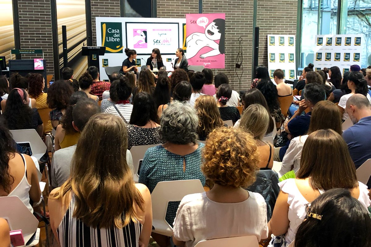 mireialite's tweet photo. Amigas, el placer da poder. Esto y mucho más en la presentacióooohn de #Sexoh de @lyona_ivanova con #martatorron y #eresunacaca @somosinfinitos https://t.co/bmzle1sWKI