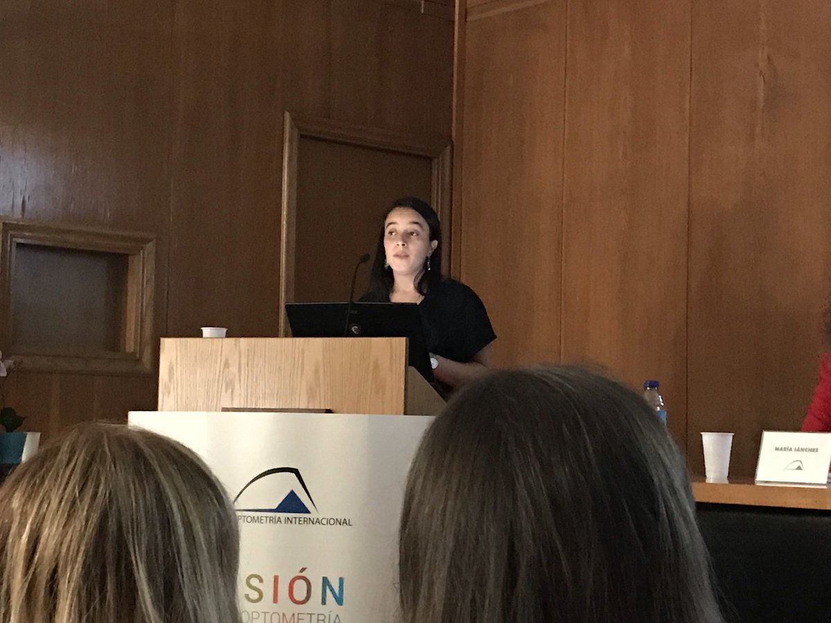 COI_Optometria's tweet photo. Las conclusiones de este estudio de las #JornadasCOI sobre habilidades visuales en #gamers han tumbado mitos sobre los efectos dañinos de los #videojuegos en la visión, y muestran cómo puede mejorar con su práctica https://t.co/eSsa69N6Mt