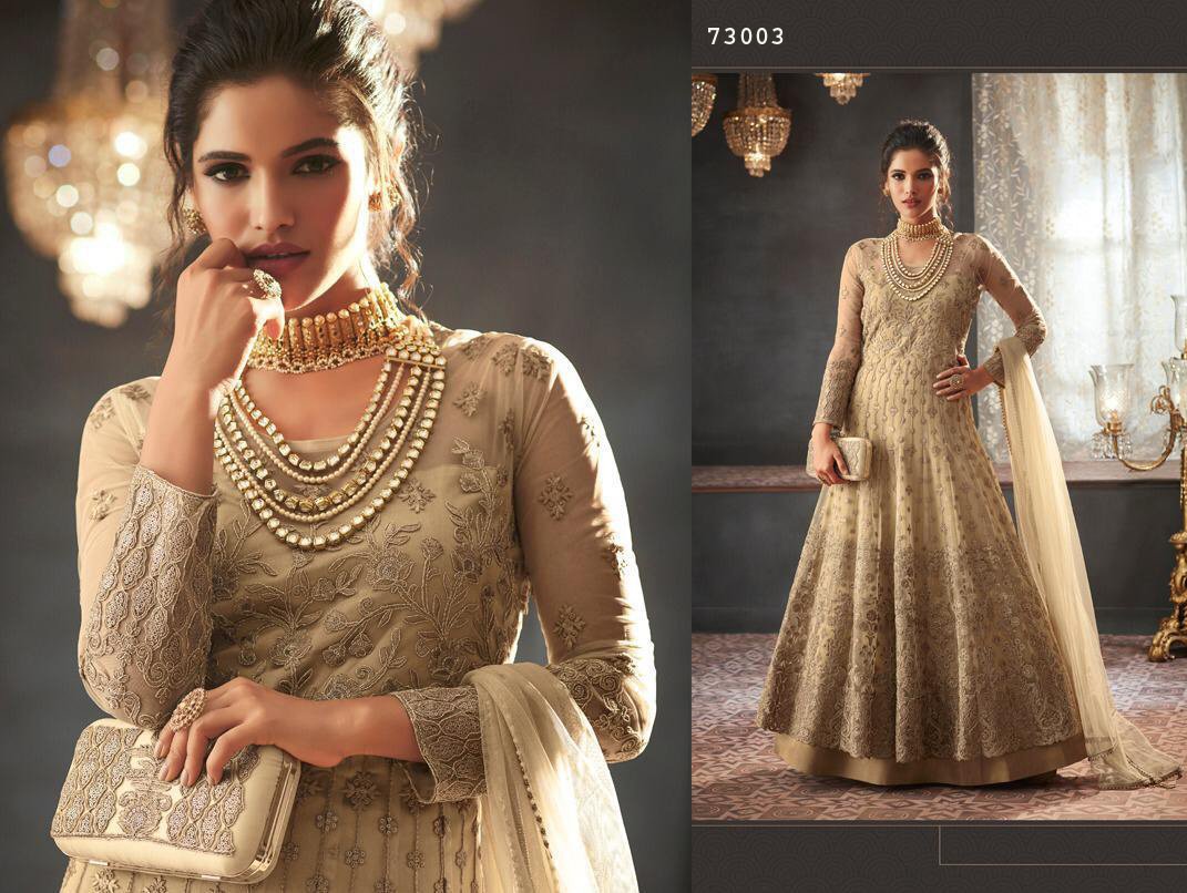 TheJahnara's tweet photo. π―% Original #FestivalSpecial #DesignerAnarkaliDress #PartywearDress #NetLaceDress #HeavyEmbroidery #SantoonBottom https://t.co/WufkY2YAIj
#Designer #Suit #Saree #Lehenga #Gown #Partywear #Bridalwear #BuyOnline #Bollywoodstyle #indianbride #pakistanibride #Pishwas https://t.co/jil3aWngAf