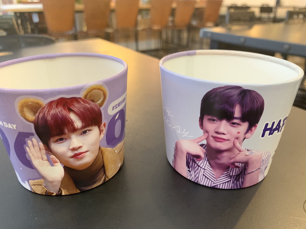 asacooooooooooo's tweet photo. じぇふぁんとヨハンのカップホルダーくれた☺️💓
#wannable #oneit #k212 https://t.co/l7hCqbYsyM