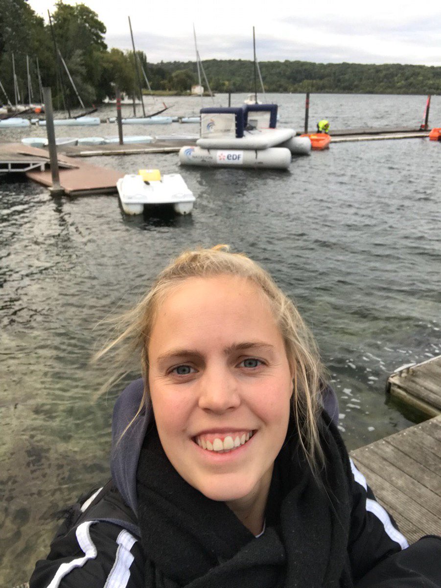 Om 09u45 start Nora Naessens haar 10k in la Finale De la coupe de France. De omstandigheden zien er alvast heel uitdagend uit! Veel succes! 💨🏊‍♀️ #GoGold #GoNora #Zwevegem #Menen #arenawaterinstinct
