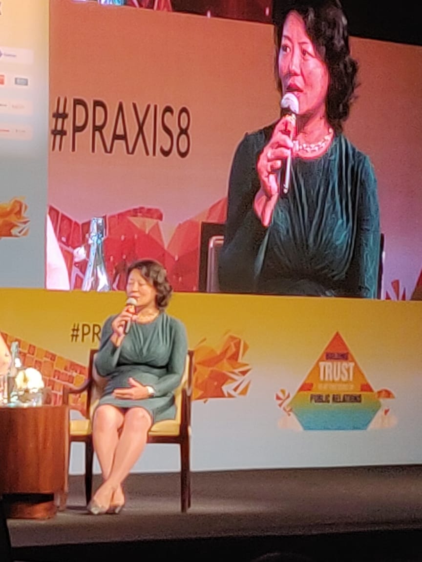 RuderFinnIndia's tweet photo. #Praxis8 Elan Shou,EVP and Regional Director, Asia, power panel for Stories of Trust from Asia -"We live in a world of popular fake news, but truth does matter. Brand must present absolute facts and build on trust" #RFers @atulogical @RuderFinnIndia @RuderFinn @yiranlin https://t.co/rcwLpeQNnu