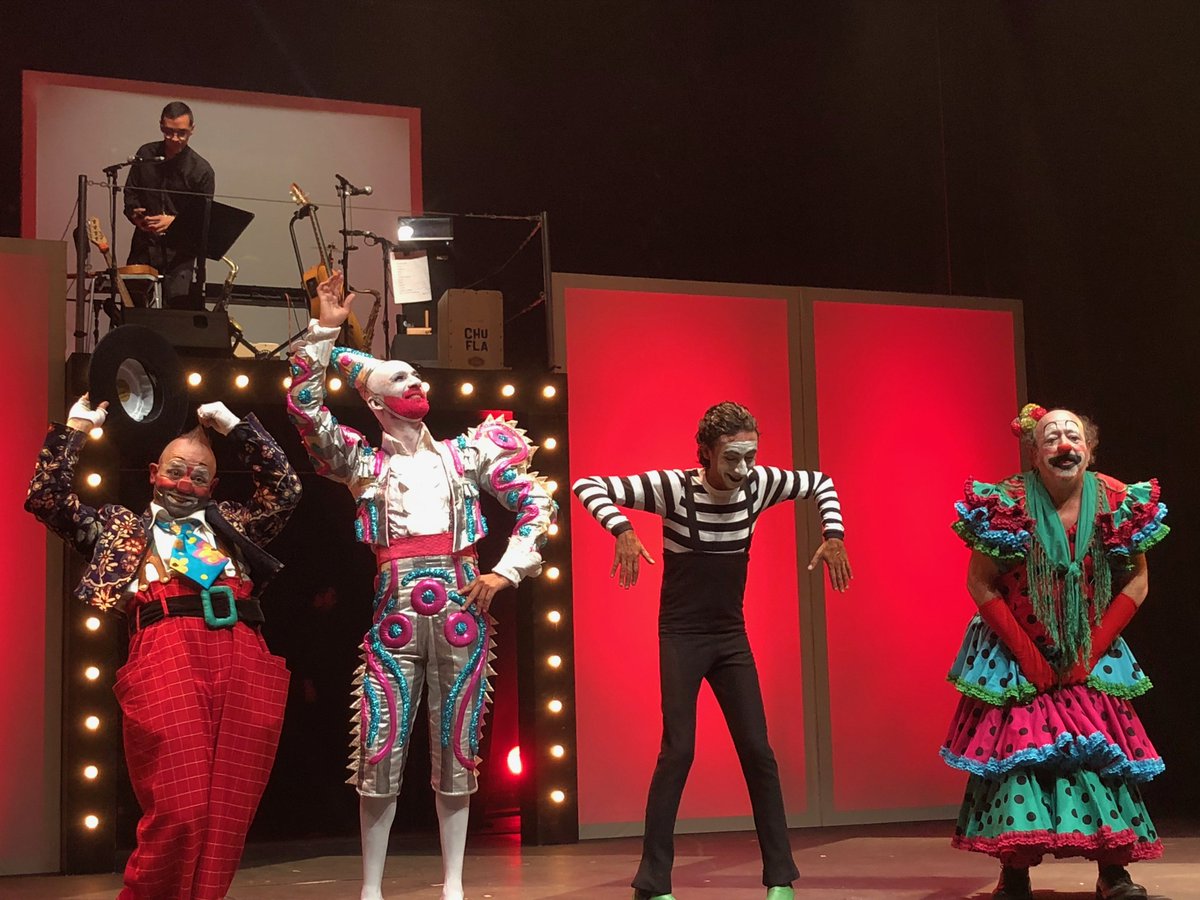 ¡Último día para ver #chufla! No es flamenco, no es circo ¡no se lo pierdan!