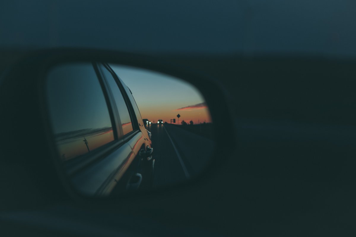 KotkarJay's tweet photo. The past is like using your rear-view mirror in the #car, it's good to glance back n see how far you've come, but if you stare too long you'll miss what's right in front of you.
#driving #motivation #thoughts https://t.co/2t5aygNGSw