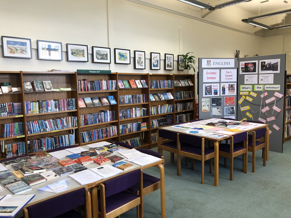 We’re ready to meet all our prospective new students in the English Deptartment. Come &amp; see what English at @NottsHigh is all about &amp; maybe devise a Shakespearean insult or two... 📚