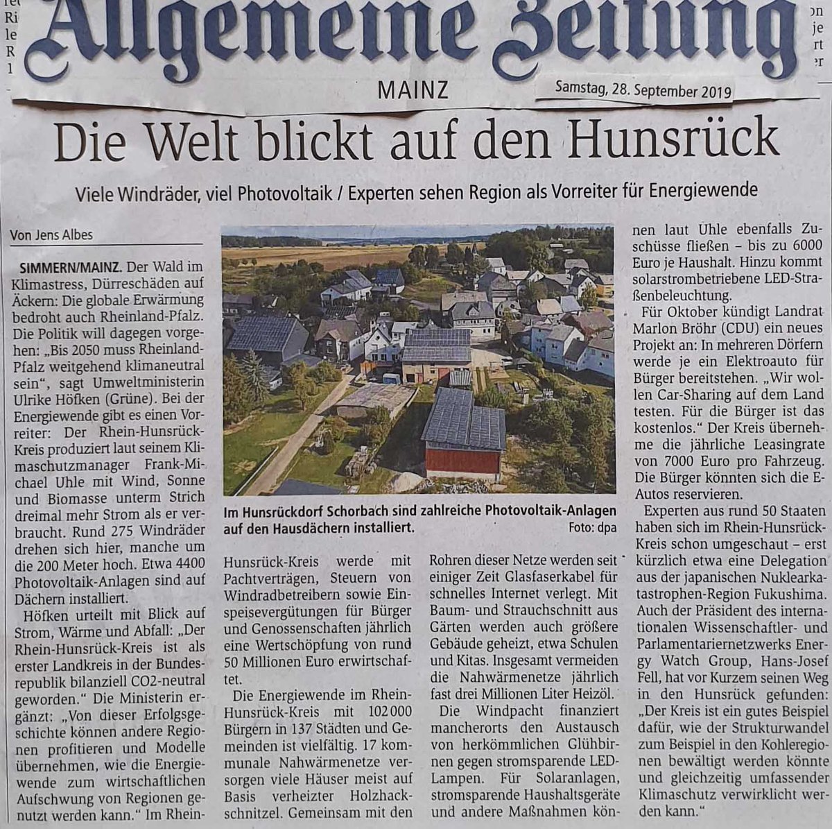 rsczech's tweet photo. #Energiewende im #RheinHunsrückKreis: #Klimaschutzmanager Frank-Michael #Uhle und Landrat a.D. Bertram #Fleck haben das #Bundesverdienstkreuz verdient. Und natürlich auch viele #Hunsrückerinnen und #Hunsrücker. https://t.co/4HraMQAoRx