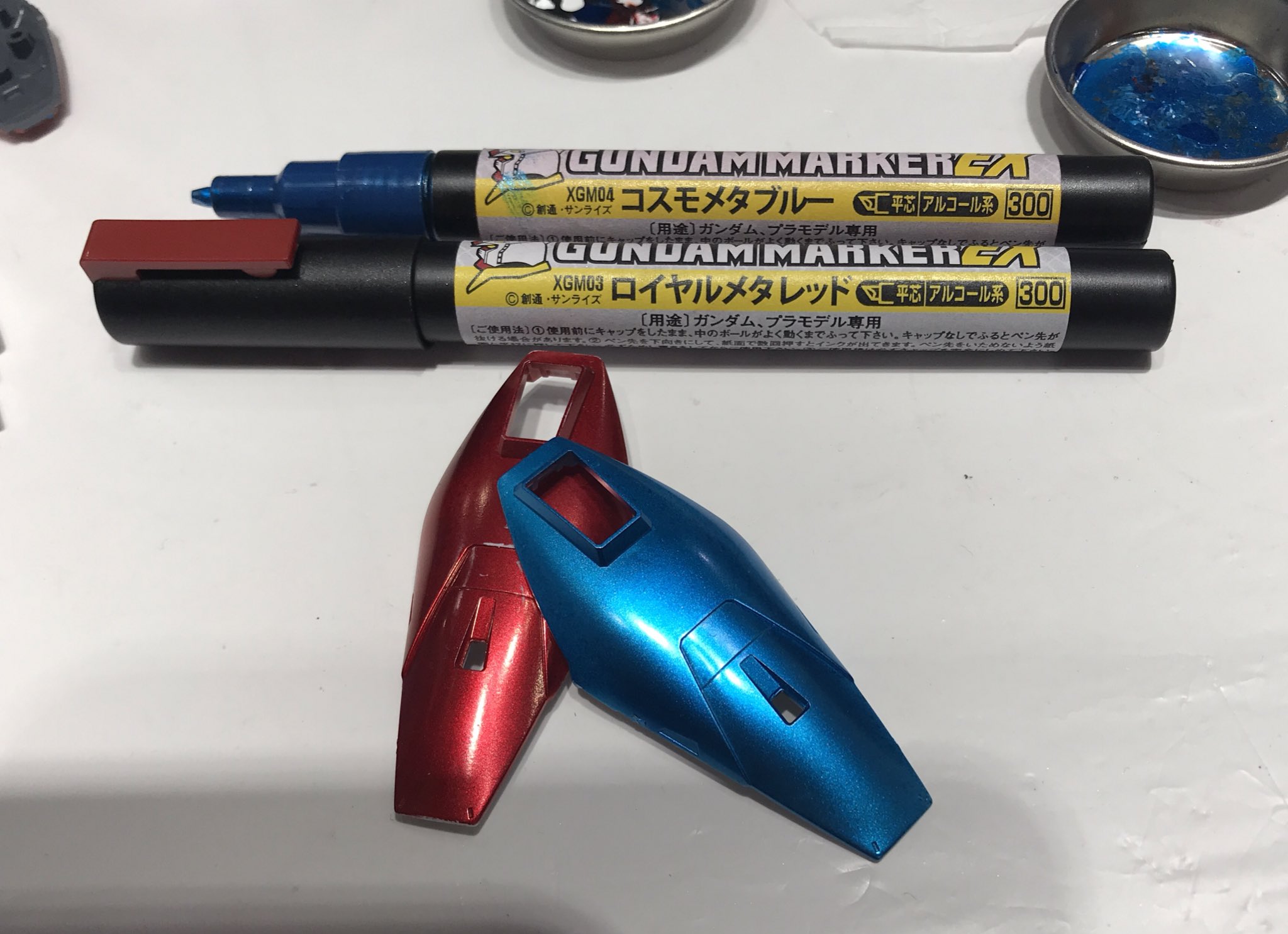 Gsiクレオス ホビー部 Ar Twitter ガンダムマーカーex 新色のロイヤルメタレッド コスモメタブルーが発売に超 先駆けでタッチ トライ実施中 マーカーエアブラシ塗りでこのメタリック感すよぉ ドヤ顔 全日本模型ホビーショー T Co 72wnzlhyvo Twitter