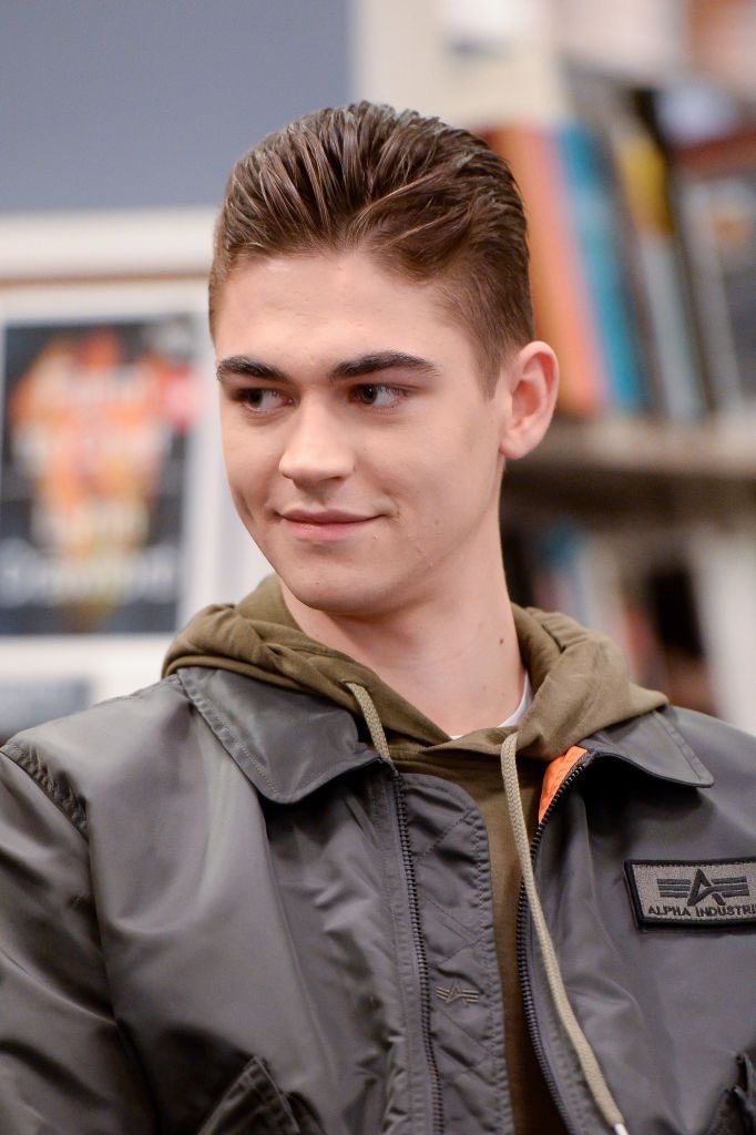 ℍ𝕒𝕣𝕕𝕚𝕟 𝕊𝕔𝕠𝕥𝕥 - 𝔽𝔸𝕂𝔼 (@anarrogantcharm) on Twitter photo 