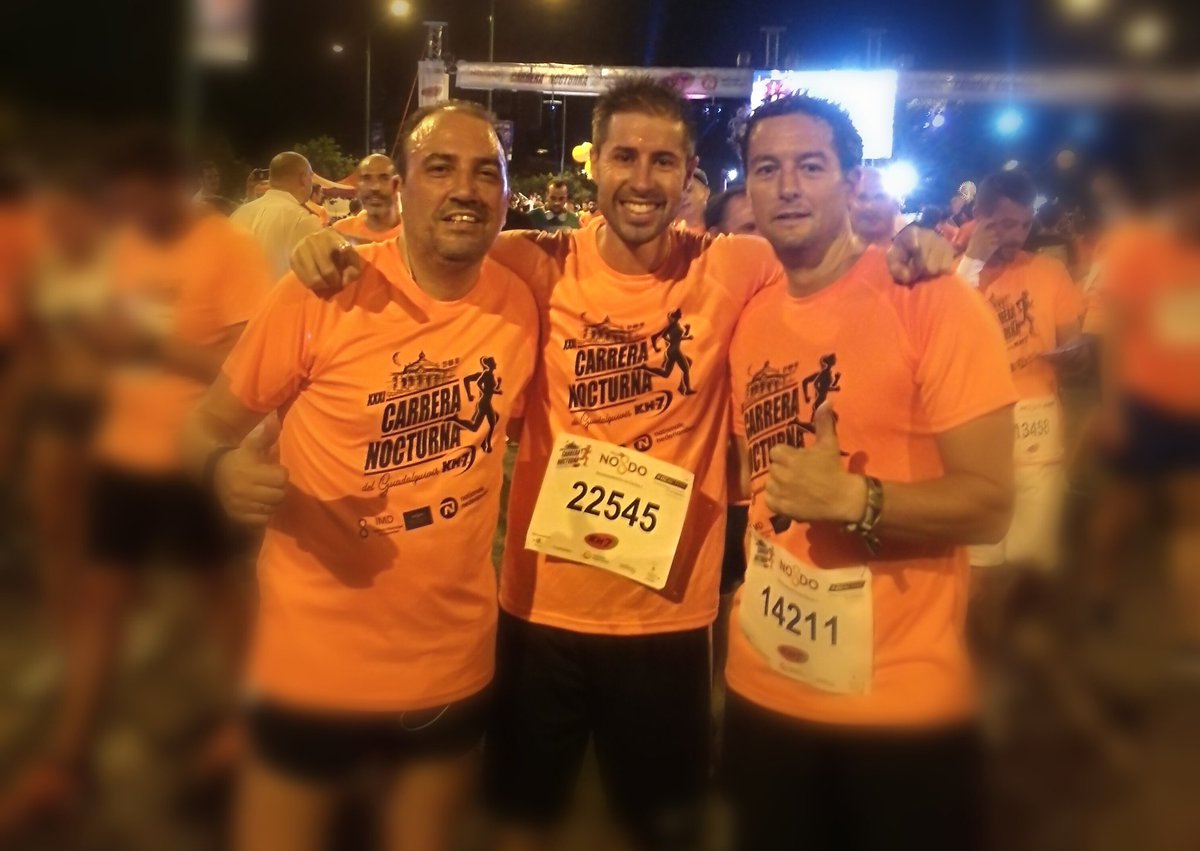 djperiodista's tweet photo. #MomentosMagicos #runnnig #NocturnaSevilla19KH7
Para ser su estreno no "le pegaron" mal los tíos 🏃🏃 @maysurfer @Albertodelrio81
😉 Prometemos volver @IMDSevilla @guevara_dg y felicidades por la organización 👏👏 https://t.co/CC2RHSTUyC