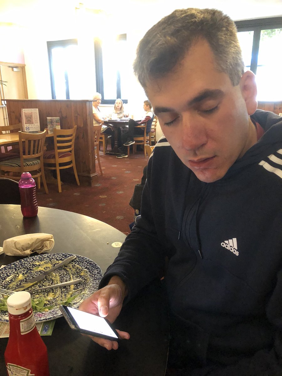 superbag's tweet image. #chrisemma2019 The big day is here! Chris is sooo ready &amp;amp; excited 😆 28/09/2019