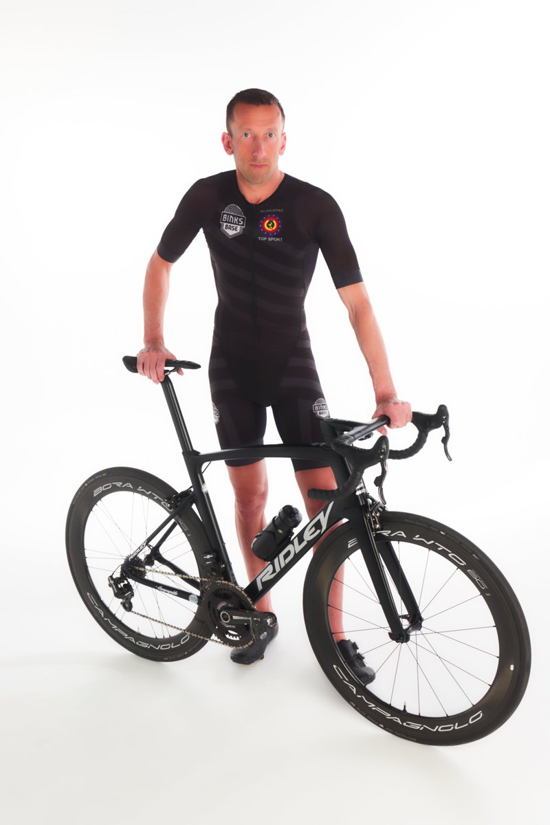 BinkMarino's tweet image. Morgen toertocht fietsvedetjes in Jabbeke op de koersfiets (niet de tijdritfiets) verzamelen om 09:00 aan VCJ, mss regenjasje meebrengen. #BinksBase @RidleyBikes @Bioracer @topsportbeldefence @campagnolobenelux