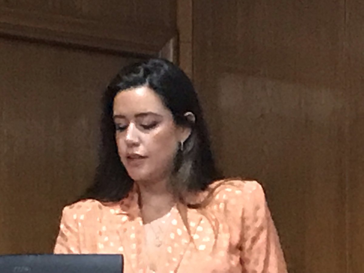 COI_Optometria's tweet photo. “Comparativa test agudeza visual dinámica” ...primer TFM de las #JornadasCOI, de la mano de Eva Garrido, Cristina Garcia y Irene Enrile, y dirigido por 
#DanielVelasco https://t.co/bC9CCNjNAJ