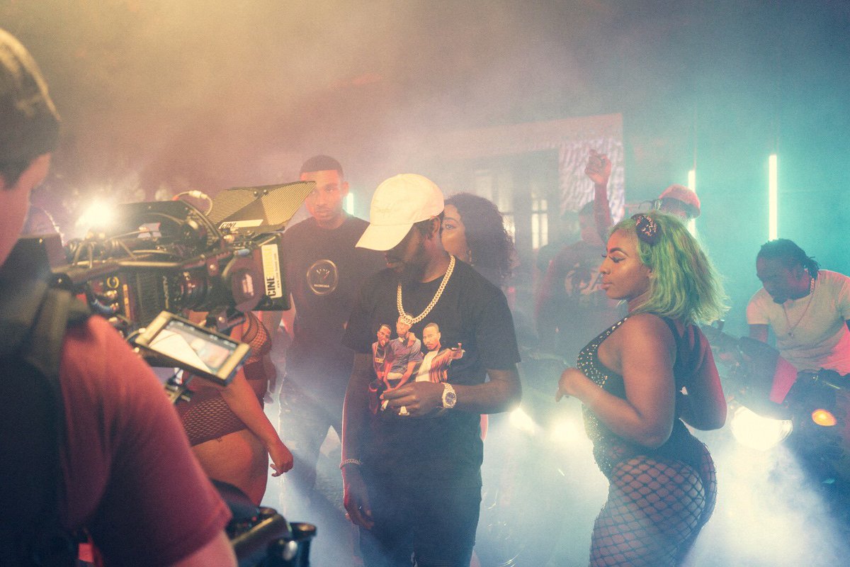 AkosuaS's tweet image. Head over to @GRMDAILY for some real vibes #2Cups 🇯🇲🇬🇧🇨🇦

youtu.be/Zc5x1G0_vh8