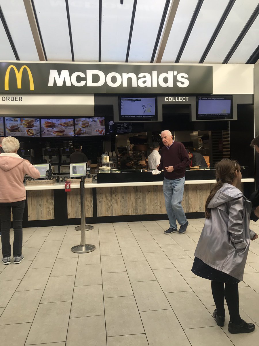 official_Rybone's tweet photo. Quick pit stop on the way down to the @minacktheatre  to play with the @M_C_Band ! #breakfast https://t.co/y8G6Zr8bfg