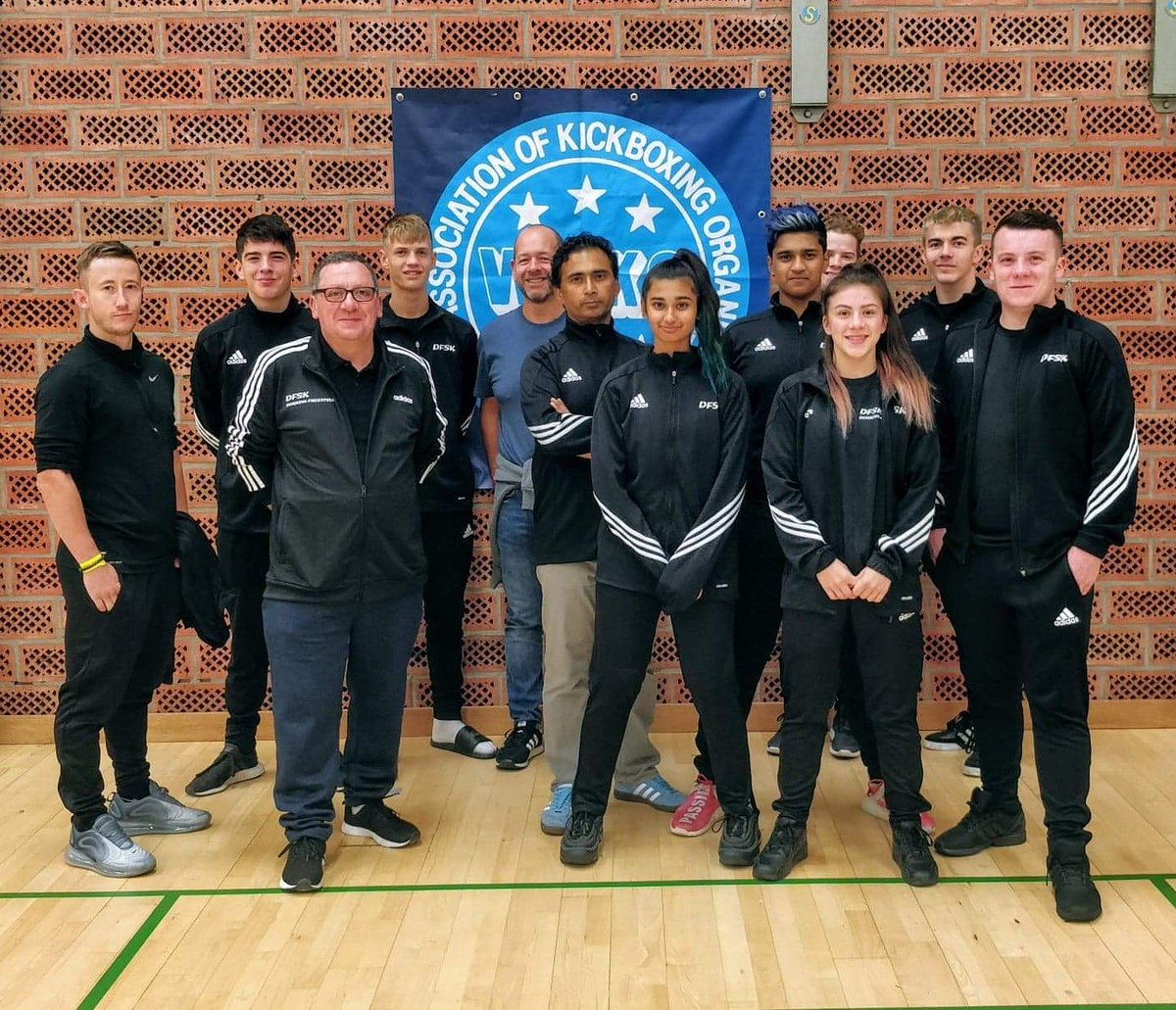 dorking_karate's tweet photo. The team all ready and settled in for a busy weekend of fighting and coaching experience for TP. Good luck to you all.
#dfsk #dorkingfreestyle #kickboxing #fighter #dorking #flanderscup https://t.co/z7TxCgeL4a