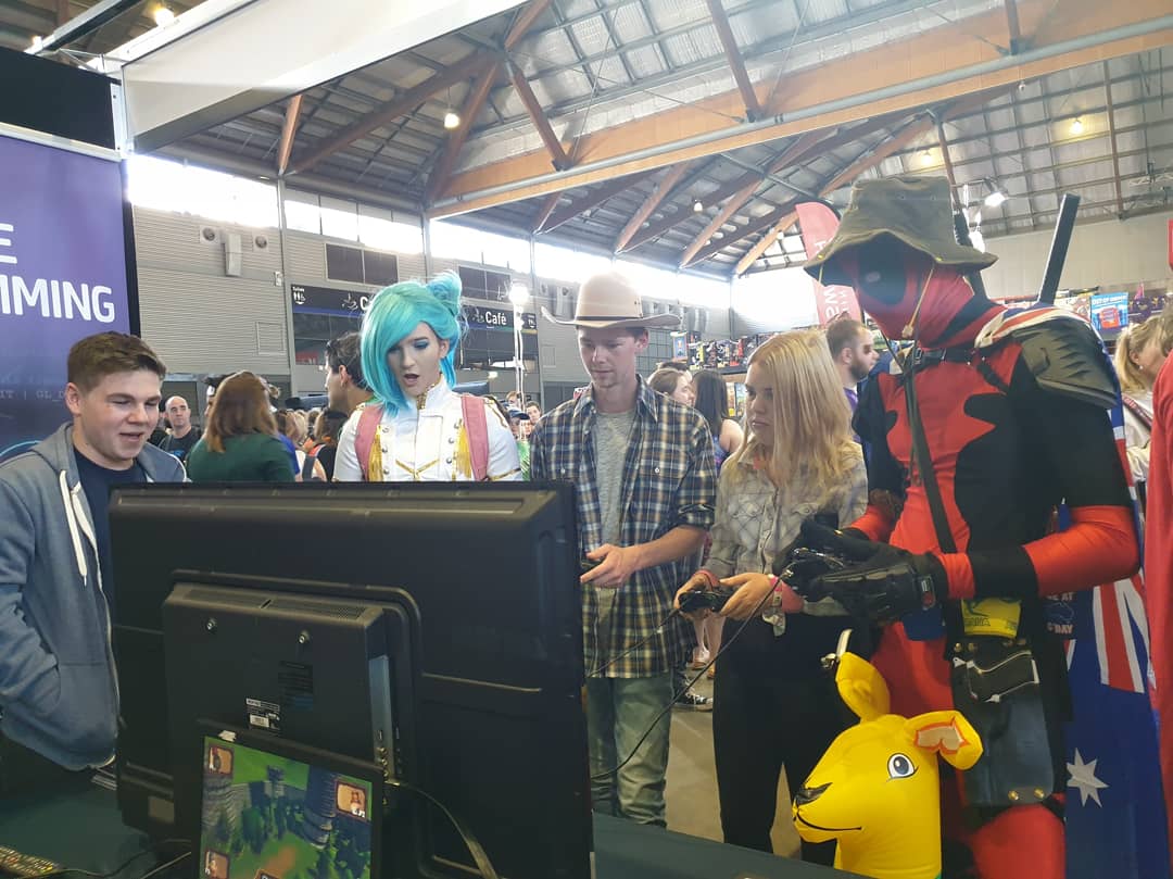 GamesCamo's tweet photo. Day one done and dusted ! 
Thanks to all who stopped by and played our game, it was so rewarding seeing many reactions💗 
Come stop by tomorrow and say hi 👏🏻
#indiegamedev #gamedev #ozcomiccon #ozcomiccon2019 #convention #gamers #videogame https://t.co/AN8YXpww3d