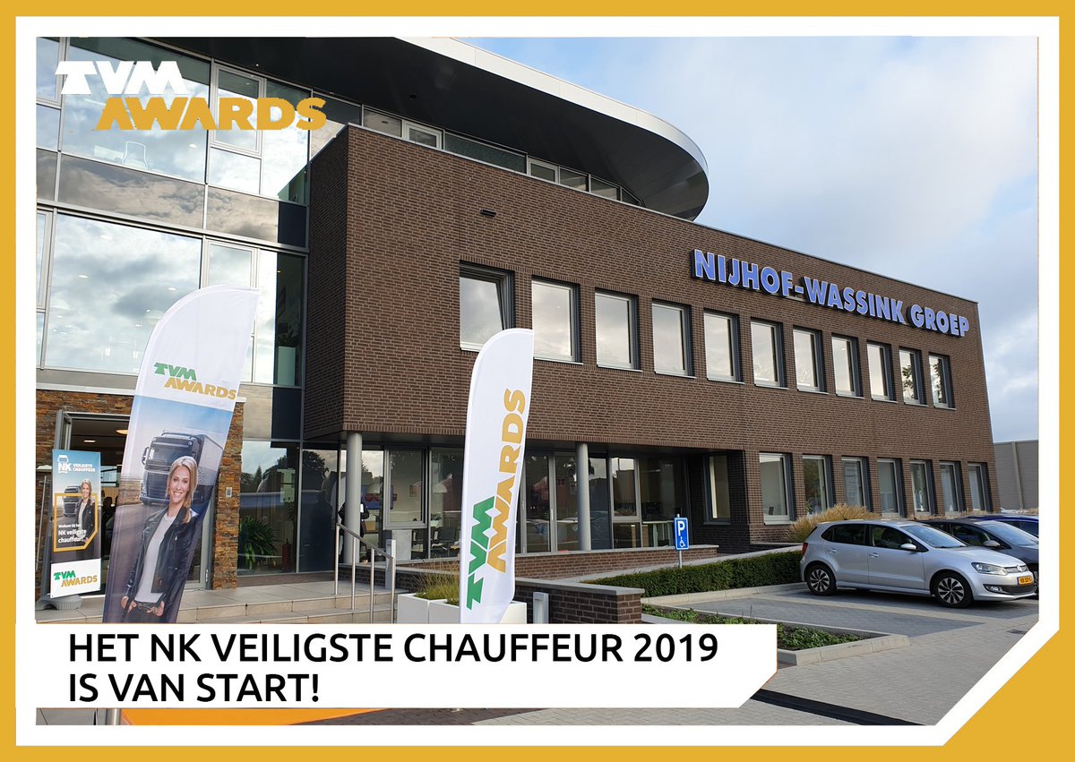 TVMAwards's tweet image. Vanochtend vroeg meldden de deelnemers aan de eerste halve finale van het NK Veiligste Chauffeur zich bij @NijhofWassink. Hier werden de chauffeurs welkom geheten door ambassadrice @hendrikshelene. De 60 chauffeurs strijden vandaag voor een plekje in de finale 

#tvmawards