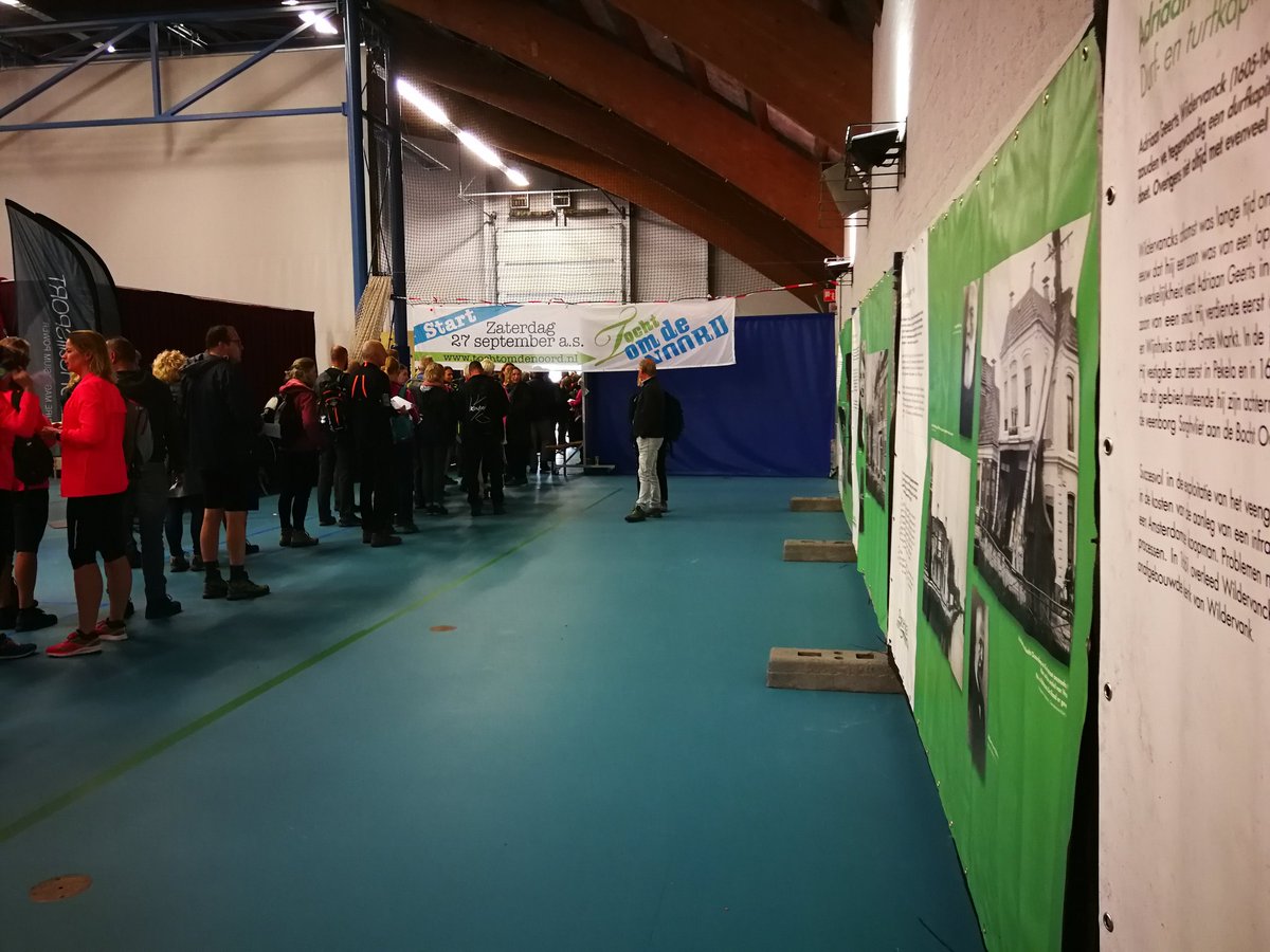 VerhalenVanGr's tweet photo. Onze expo "Veendammer Pioniers" is te zien tijdens de @TochtomdeNoord! ✨ We wensen alle wandelaars vandaag veel plezier met hun tocht langs het industriële en culturele erfgoed van de Veenkoloniën 🚂 #TodN2019 https://t.co/PS4nYWjMmW