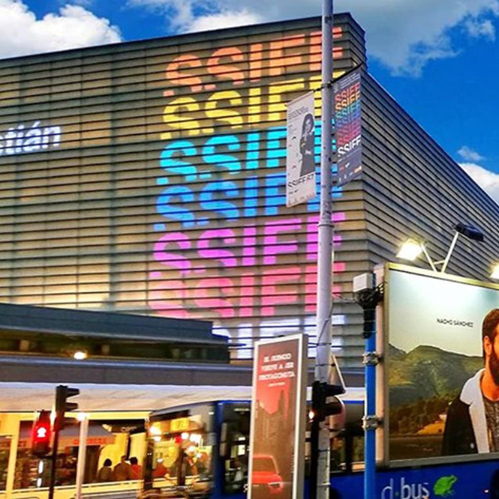 Hoy termina el Festival de Cine de #Donostia #SanSebastian #67SSIFF 
Hay placeres que solo algunos saben disfrutar. 
Si quieres estar cerca del auténtico espíritu donostiarra, lo tienes muy fácil 
<a href="/pensionirune/">pensionirune</a> #basquecountry #loves_donostia #travelerinbasque #visitbasquecountry