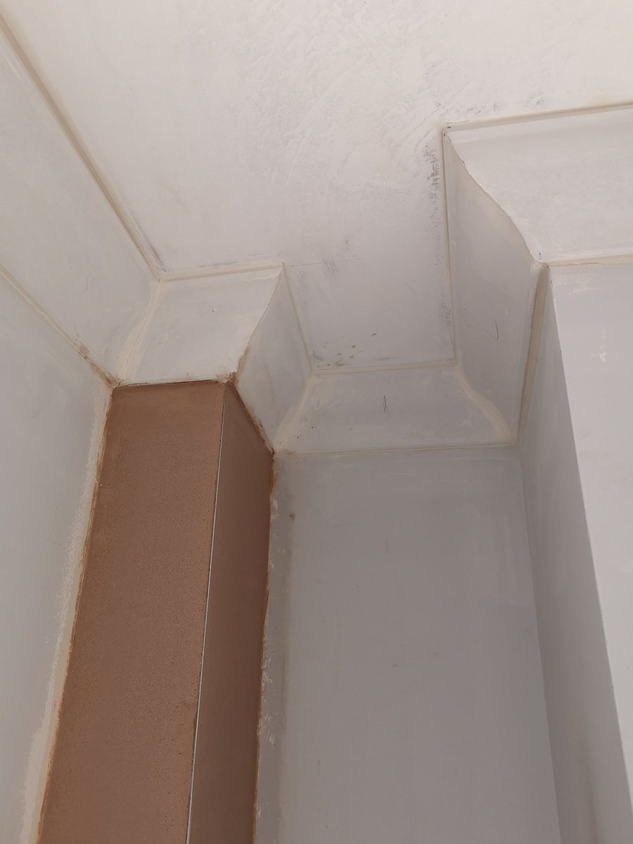 PlasteringTr's tweet image. Coving job done this morning