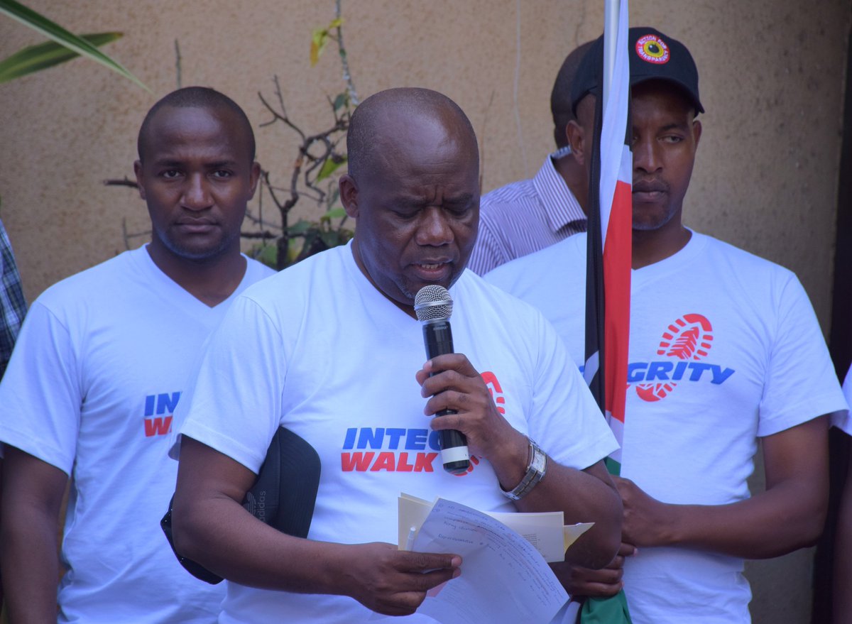 EACCKenya's tweet photo. @EACCKenya Chairman Rtd. Archbishop Eliud Wabukala has flagged off an Integrity Walk Caravan outside Integrity Centre Nairobi. #AccessToInfoDayKE #IntegrityWalk2019. https://t.co/alBF4YpGwQ