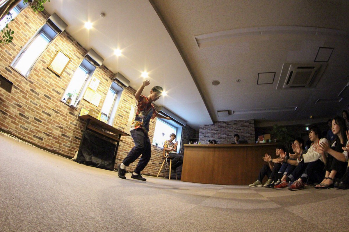 krmpro14's tweet photo. 村人交流会

絵×ダンスのパフォーマンスしていただいた

こばたくさん@Kobee777
成宮さん@superstar761019 

ありがとうございました(^ ^)

#夢プラ #村人交流会 https://t.co/3IhL0IEyZb
