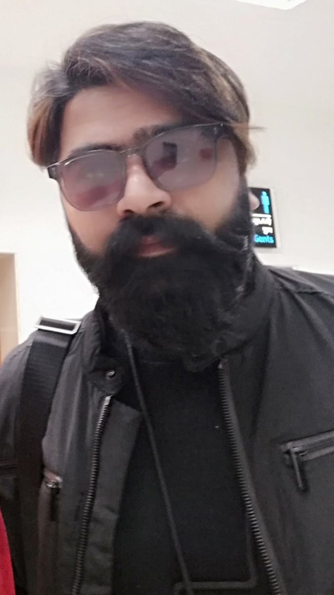SharpSimbu5's tweet photo. #STRReturns #STR #Simbu #SimbuReturns #Simbhu https://t.co/EWiaby0bDT