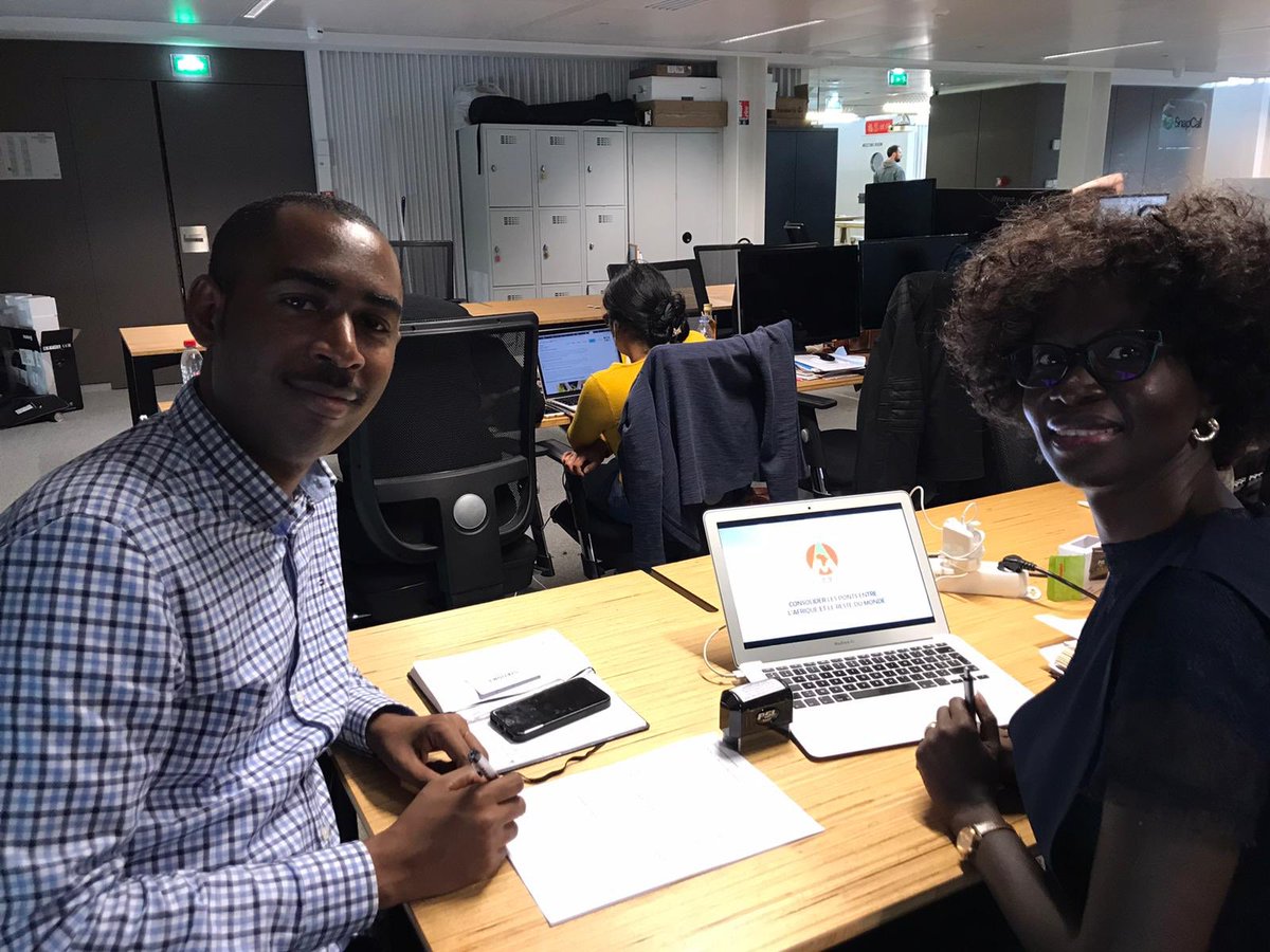 TINDAcd's tweet photo. Signature du protocole d’accord avec @afreecom_net à la @joinstationf. Afreecom est une plateforme e-commerce panafricaine installée dans 10 pays africains. Elle confie à Tinda les livraisons à domicile et en Point relais en RDC et au Congo Brazza. #tinda https://t.co/HojQIq9m3J