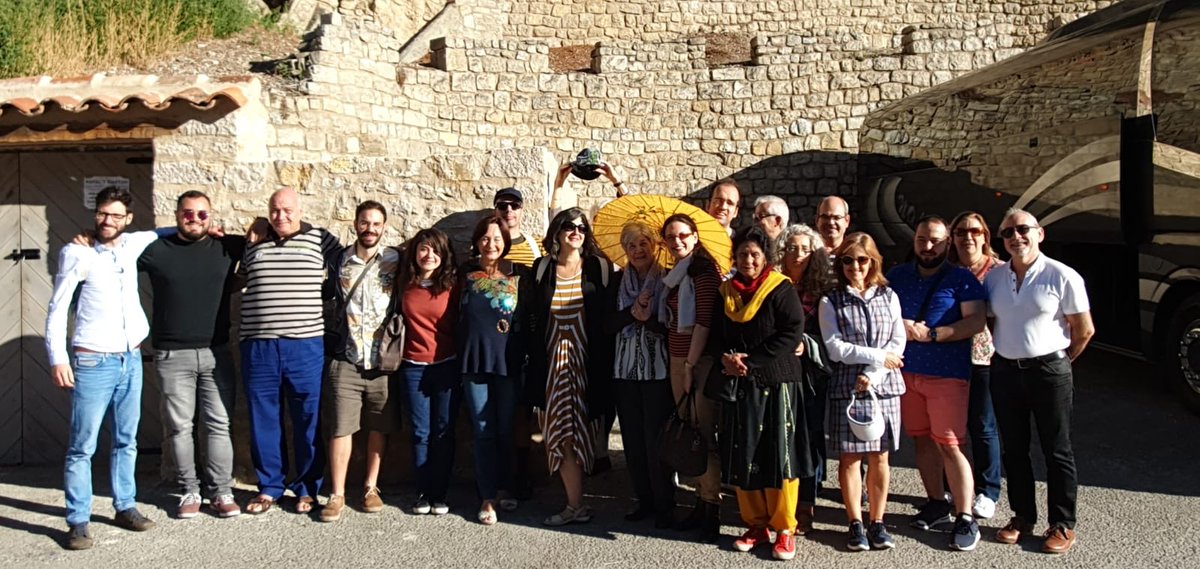 LangDiv2019's tweet photo. Here’s the final event of our outstanding socio-cultural programme 😊 ALBARRACIN; what a lovely bunch of people!!! @MatteoFuoli https://t.co/5PyITI0ZlW
