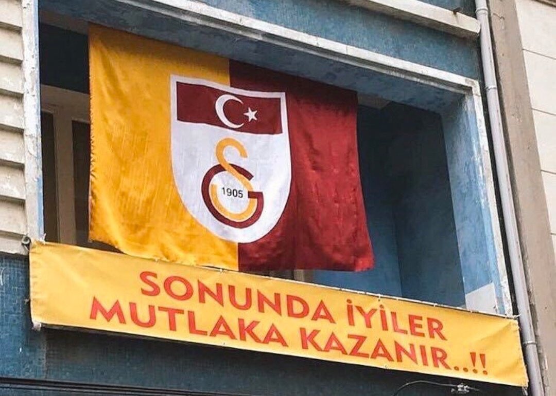 #BugünGünlerdenGALATASARAY