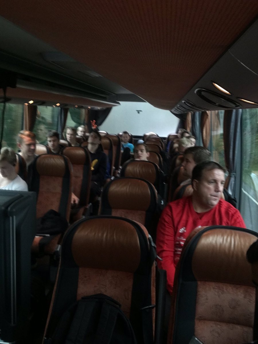 På vei til kamp mot <a href="/EidskogF/">Eidskog Fotball A-lag</a> . Kampstart kl. 15.00. @breddefantasy <a href="/FInnlandet/">Fantasy Innlandet</a>