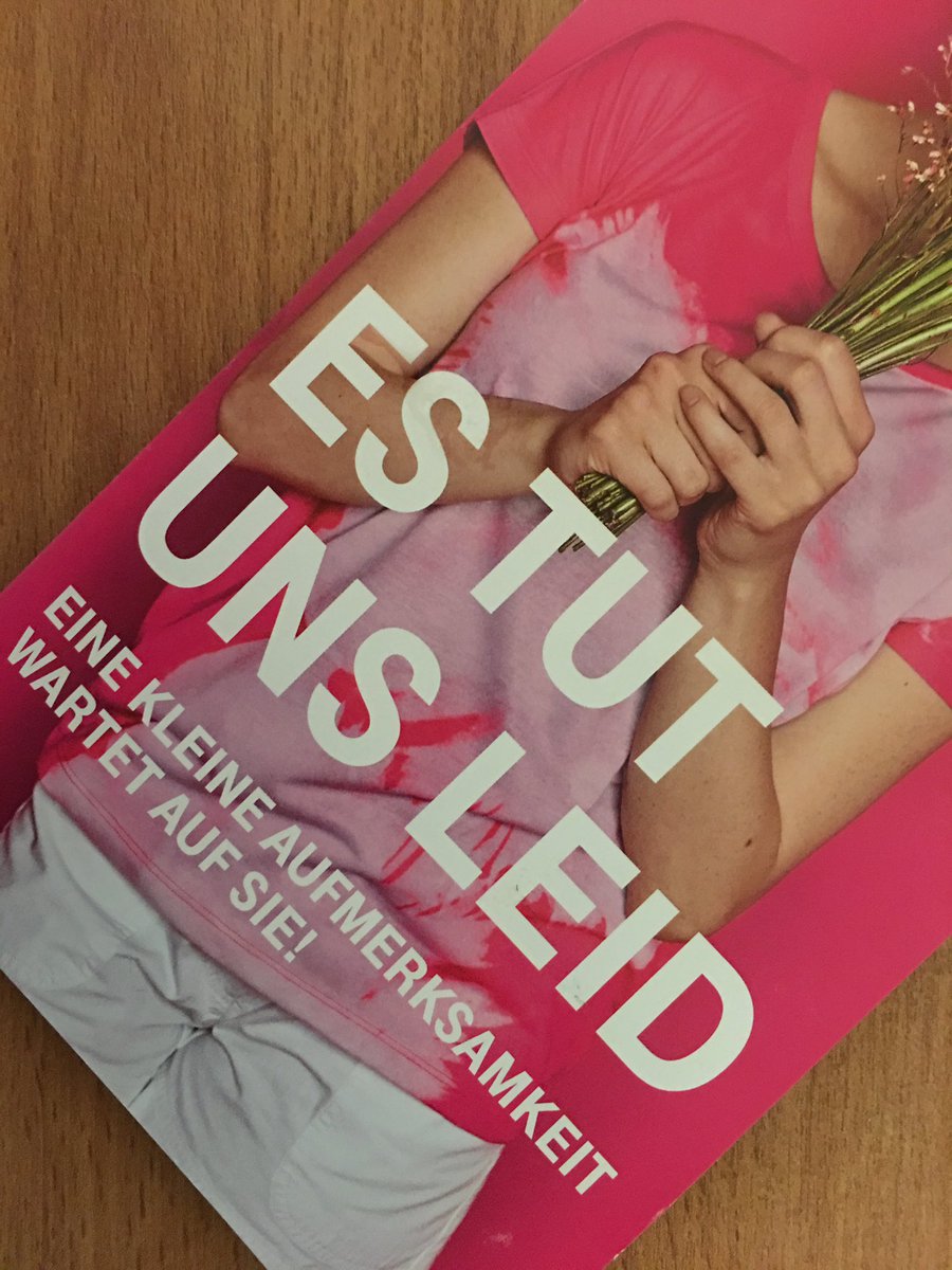 internettttiHH's tweet photo. Große Service-Offensive der Telekom. Router ausgetauscht. Douglas Gutschein geschenkt bekommen. #customerexperience #CRM https://t.co/cRryLVjUJS