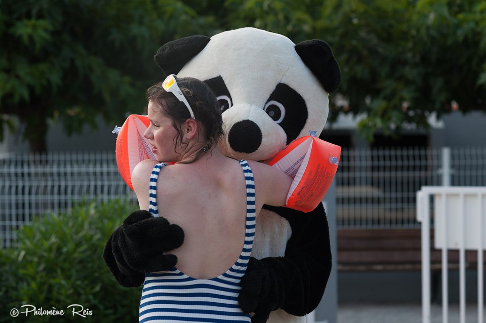 letoiledor66's tweet image. "l'étoile d'or" procédera au tirage au sort afin de déterminer qui gagnera un séjour au camping en 2020. Le tirage au sort se fera parmi tous les clients ayant su trouver le collier de Pô au fil des semaines passées... 
#Camping2020 #EtoiledOr  #ArgelesSurMer #50ans