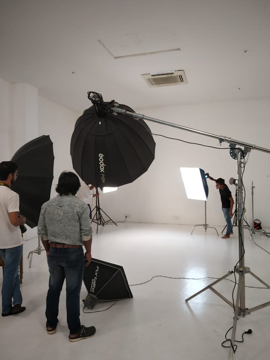 saketcomm's tweet photo. "The gap between what's expected and what you deliver is where the magic happens."
Team Saket at work to build the best for the upcoming festive season. Stay connected to know more!
#SaketCommunications #AgencyLife #ShootModeOn #CelebrityShoot #Pune https://t.co/yifrbwPNDF