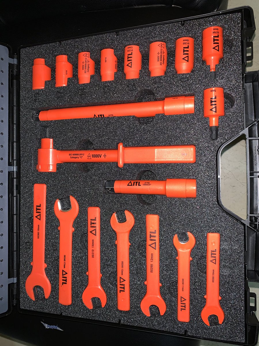 harisalafaq's tweet photo. Get the Best high Voltage insulated tools 🧰 from us from ITL Tools UK. @Insulatedtools https://t.co/mDiZDt5z3A
