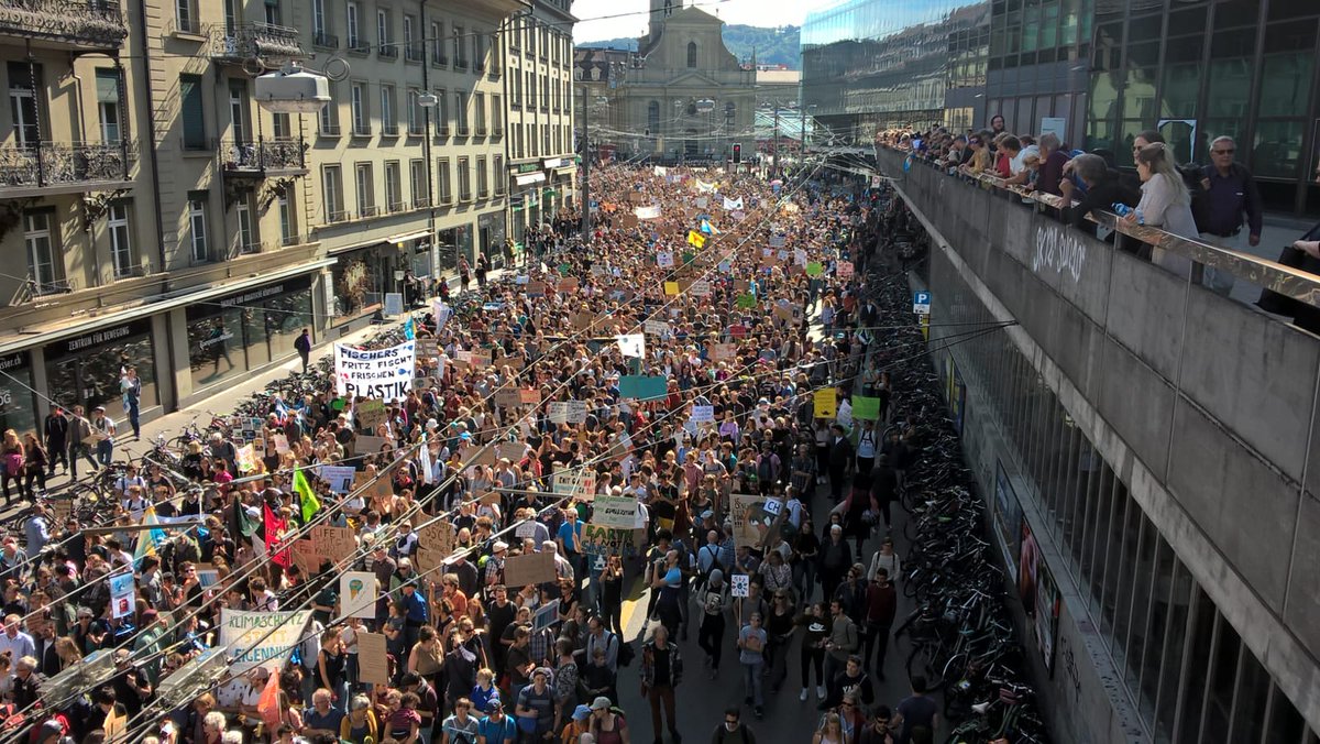 Am 28. September haben sich 60000 Menschen🙋‍♂️🙋‍♀️ versammelt und für eine grüne🌱🌿 Zukunft demonstriert.
Die <a href="/jglp/">rosana brazil</a>.sz war unter diesen 60000 Menschen.
Wir demonstrieren mit euch für unsere Zukunft.

#jglp #klimademobern #wahlen19#esistzeit