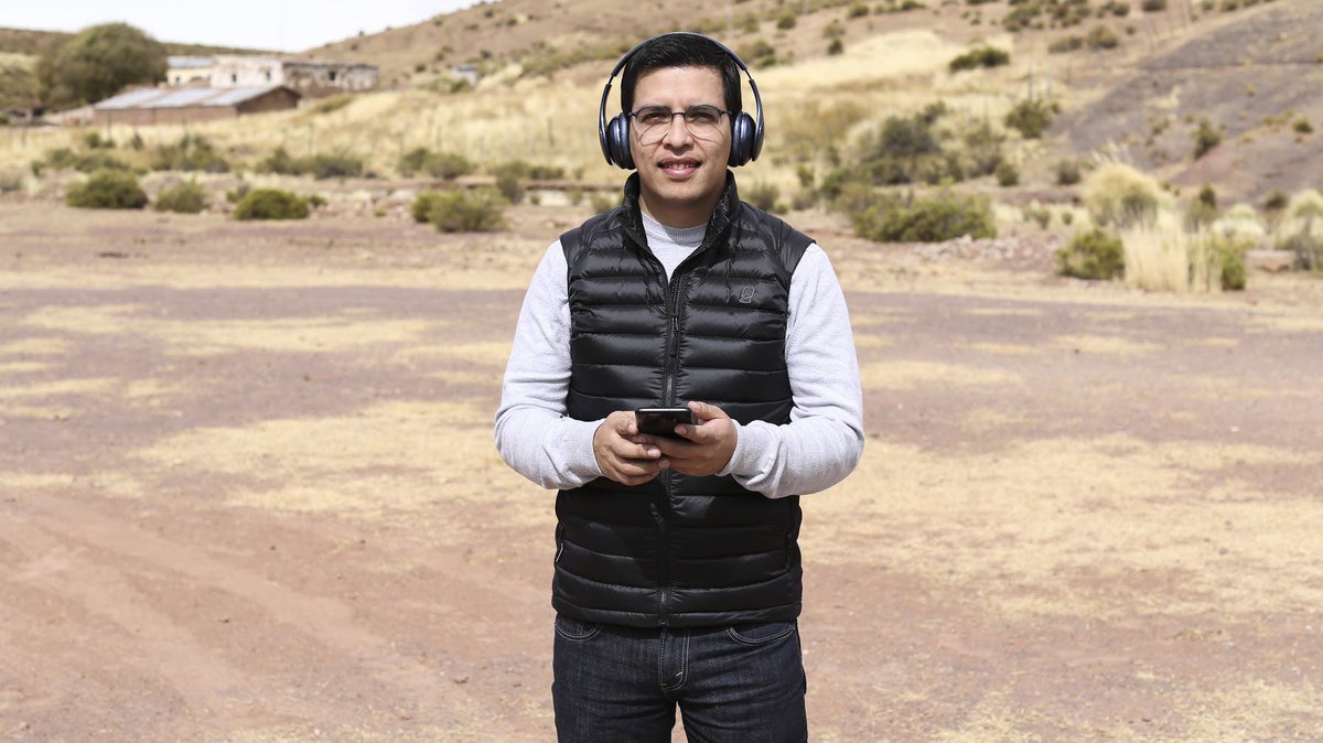 HOY ES EL DÍA INTERNACIONAL DE LA SORDERA

Ezequiel, junto a tres amigos, creó <a href="/uSound_Arg/">uSound</a>, una aplicación que funciona como un #audífono para personas con dificultades auditivas. A partir de un test de audición, personaliza el sonido que cada persona necesita para oír mejor.