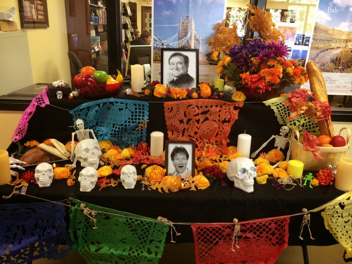 How to make an Ofrenda altar to honor the dearly departed. http. 