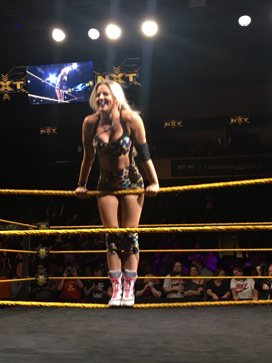 HarpGuy24's tweet photo. #NXTIndependence was awesome!! #roderickstrong #rhearipley #candicelerae #keithlee https://t.co/t1M55AiWj1