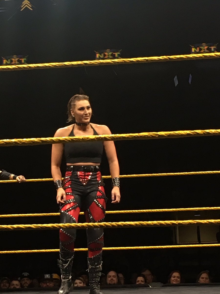 HarpGuy24's tweet photo. #NXTIndependence was awesome!! #roderickstrong #rhearipley #candicelerae #keithlee https://t.co/t1M55AiWj1