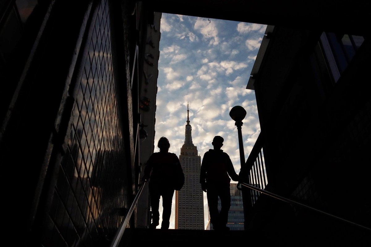 Sunrise along 34th Street with the Empire State Building in New York City, Saturday morning. #newyorkcity #nyc #newyork @empirestatebldg #sunrise @agreatbigcity