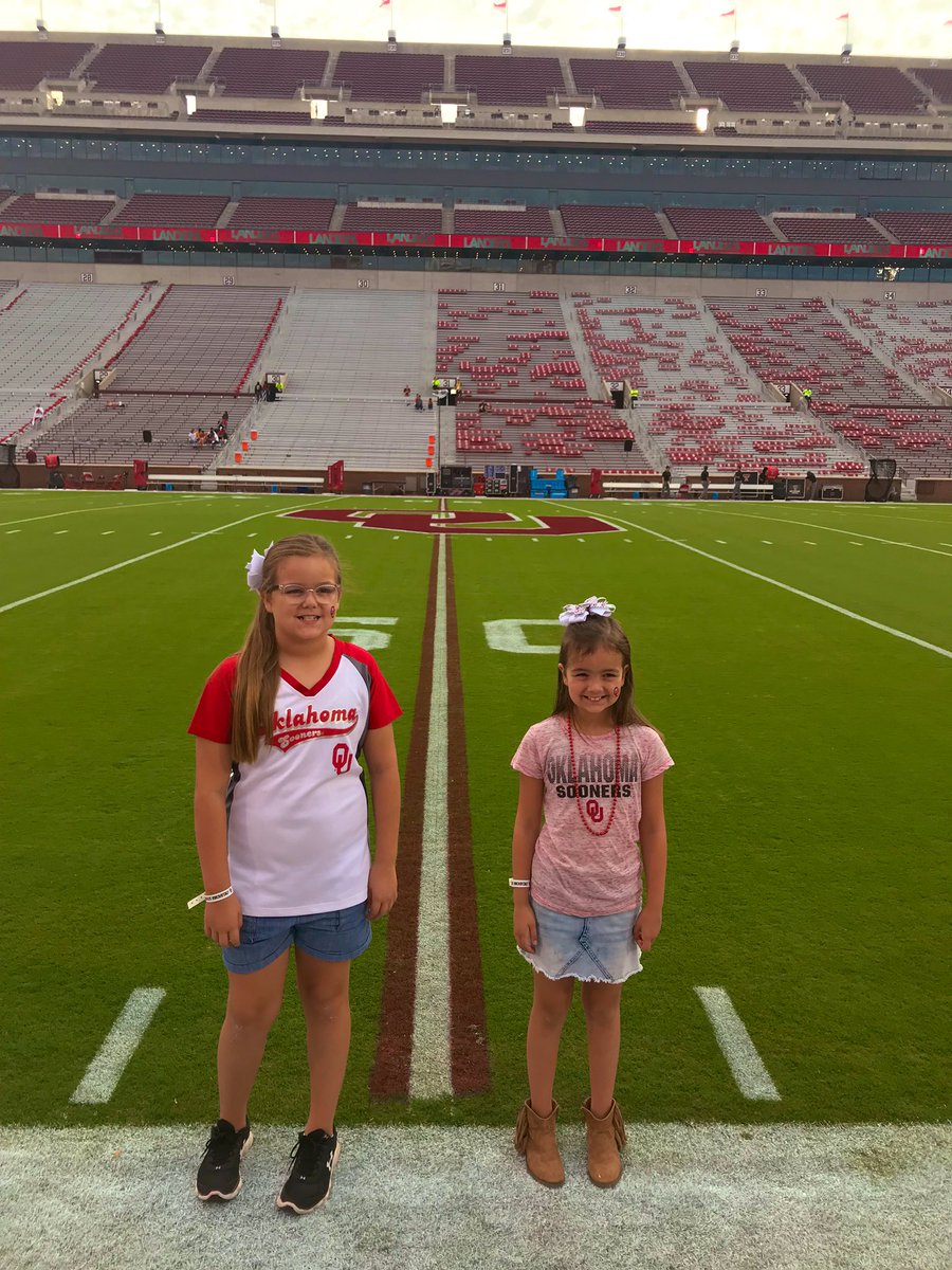 Thank you @OU_Athletics and @billysims1978 for letting my family feel like VIP even if it was just for a little bit.  #educatorappreciation #BoomerSooner