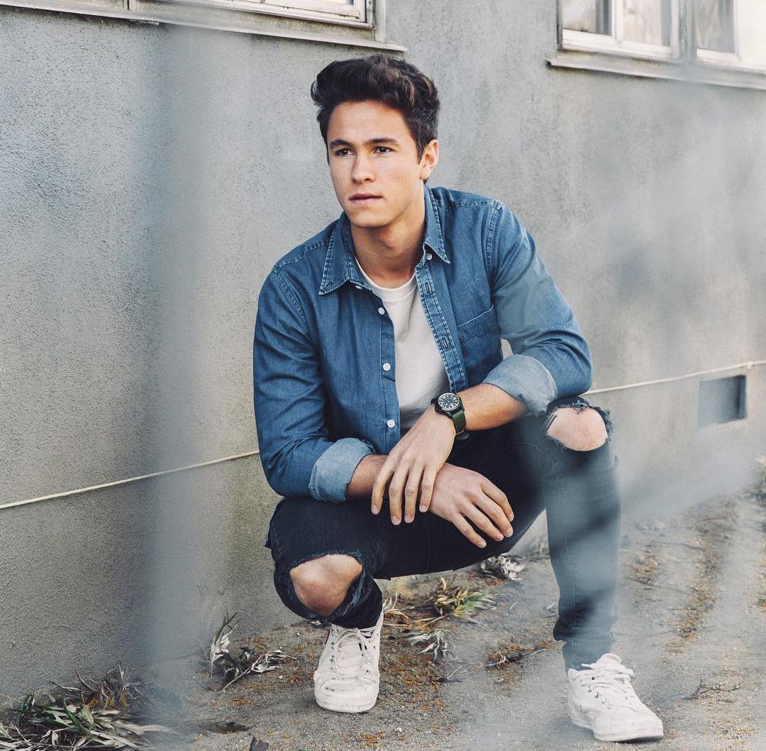 Happy Birthday Michael Ronda! You are fantastic actor and singer!      